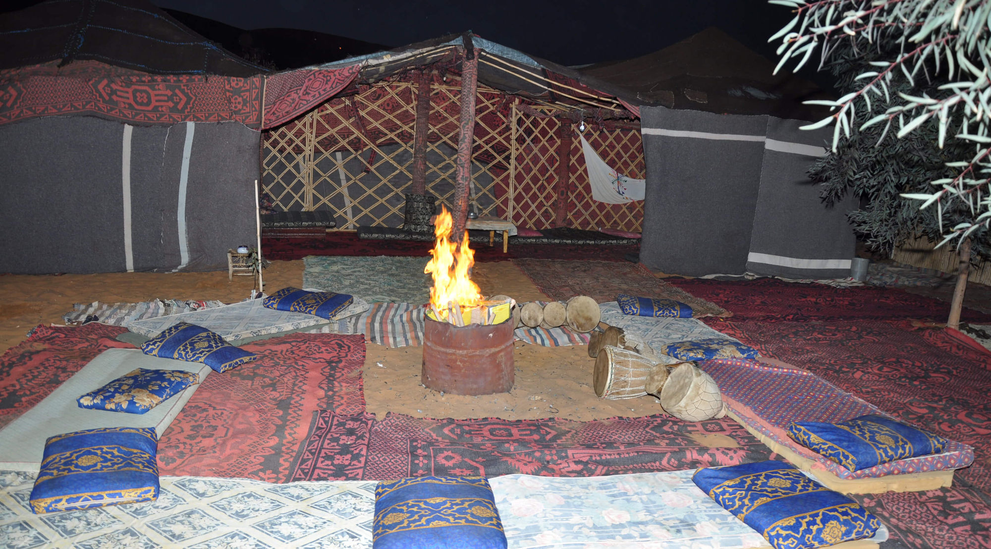 Nasser Palace Hotel & Bivouacs Hassilabied エクステリア 写真